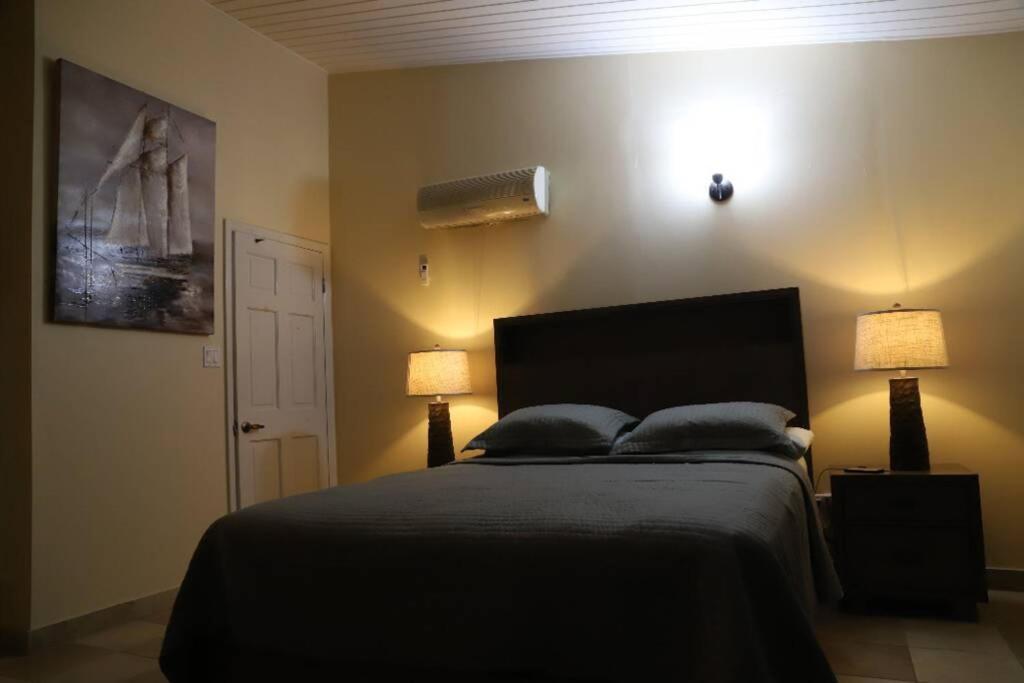Jolly Harbour A Beautiful Villa In A Prime Location Of Jolly מראה חיצוני תמונה